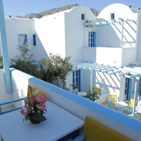 Studios Apartments Perivolos Lejlighedshotel
