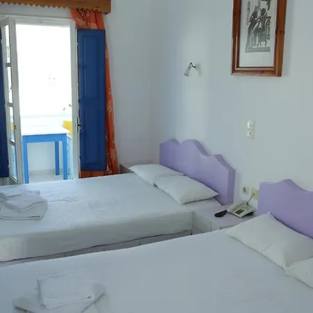 Studios Apartments Perivolos 3* Perivolos (Santorini)