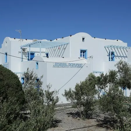 Studios Apartments Perivolos 3* Perivolos (Santorini)