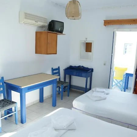 Studios Apartments Perivolos 3* Perivolos (Santorini)