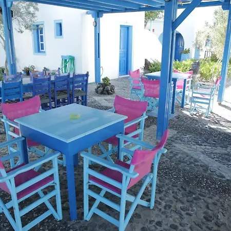 Studios Apartments Perivolos Aparthotel Perivolos (Santorini)